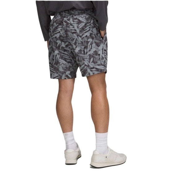 LULULEMON Men's Lululemon Bowline Short 8" *Stretch Ripstop, Grey Multi, Size S - Picture 3 of 13